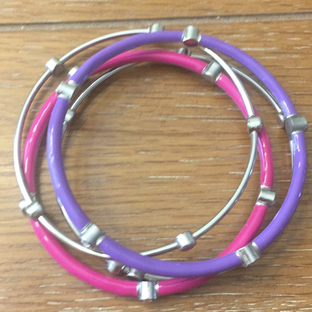 4 Bracelets - Picture 3 of 5